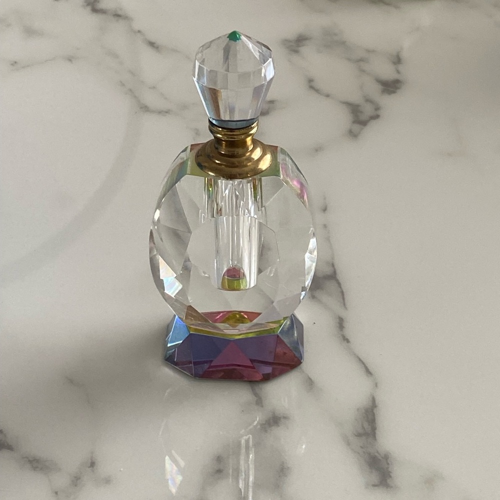 Crystal collectible perfume bottle